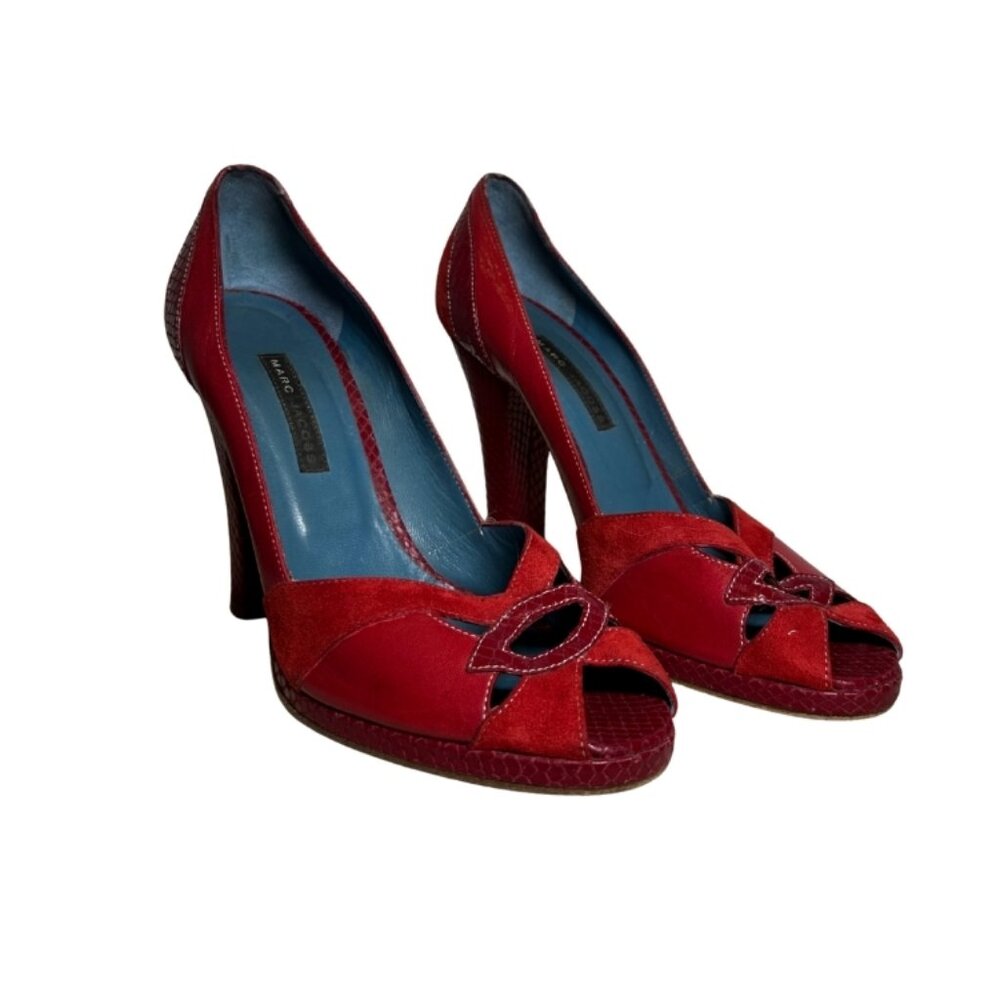 Marc Jacobs Red Leather & Suede Peep-Toe Pumps – Size 8.5